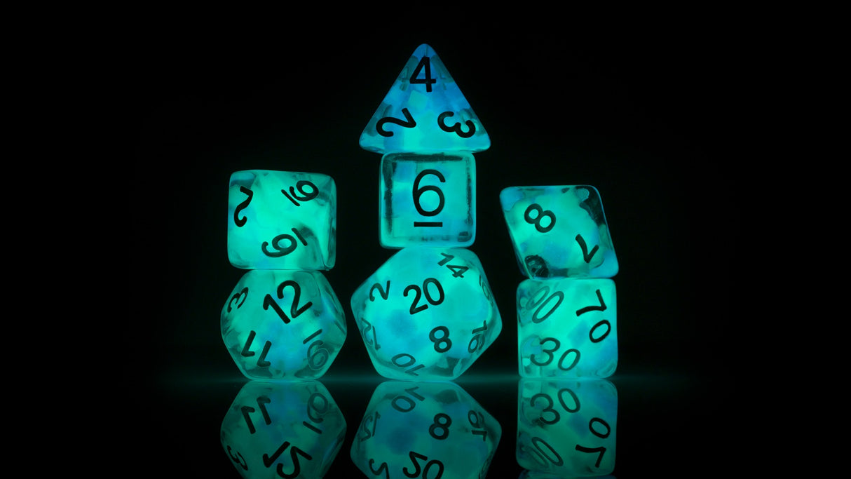 glow in the dark dice