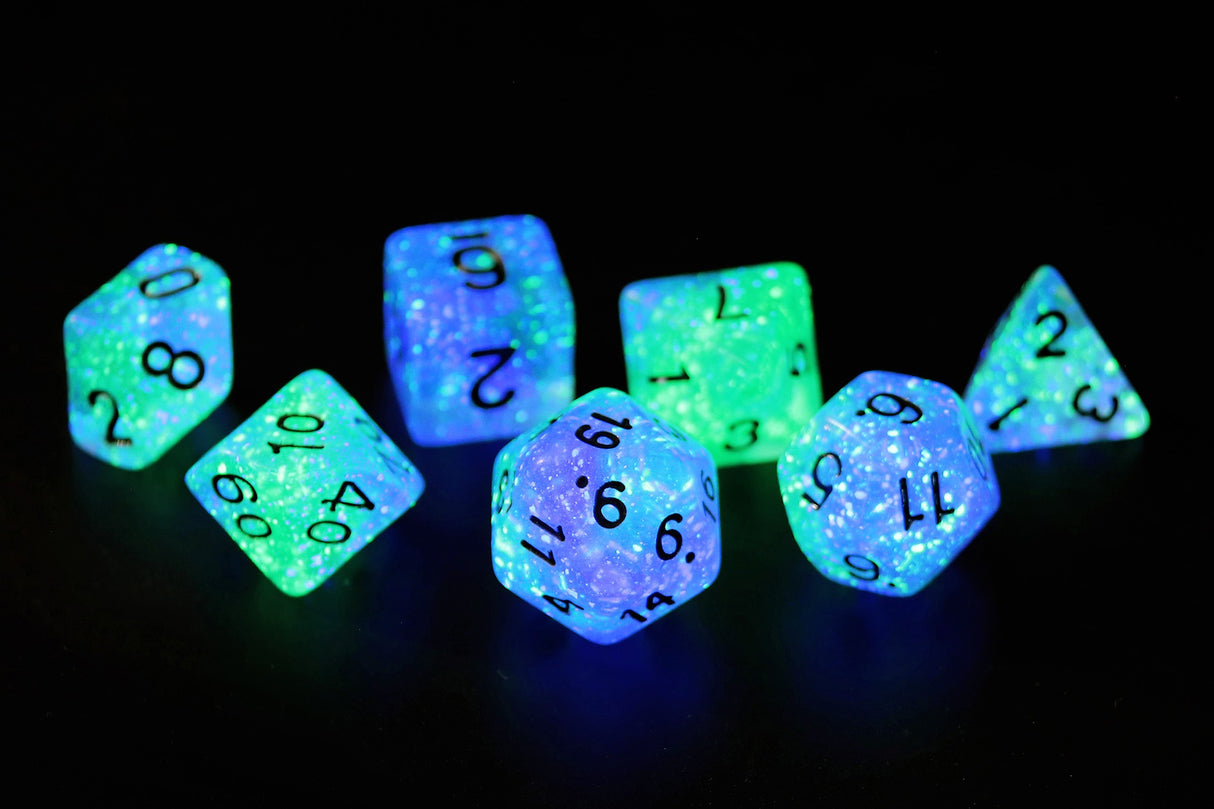 glow in the dark dice